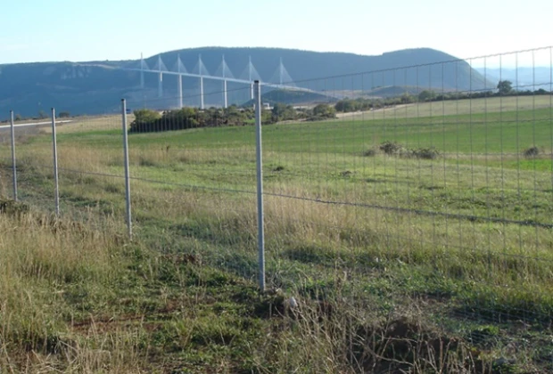 Grillage pour autoroute