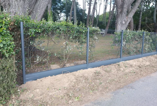 Poteau BipaTwin et Plakalu